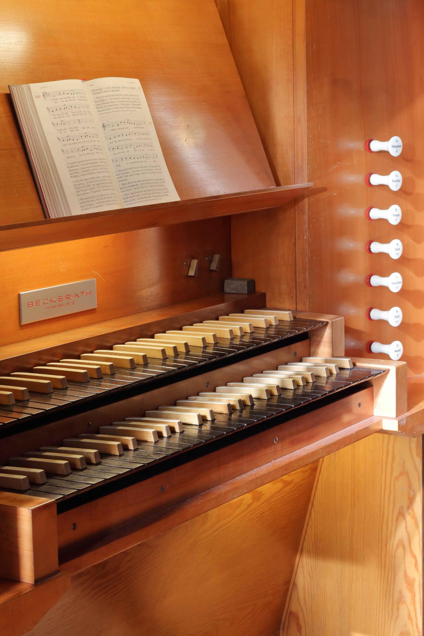 Orgel Pius-Lukas-Kirche, Manuale (c) Werner Eschbach